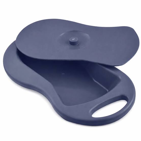 Plastic Bed Pan For Patient Care Plastic Bed Pan for patient care, showing the product's actual shape and design.